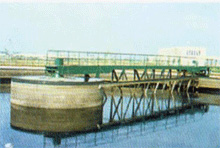 周边传动刮泥机